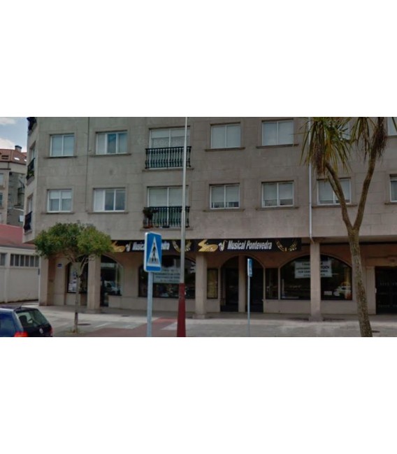 ALQUILER BAJO COMERCIAL DE 200 M2 EN PONTEVEDRA