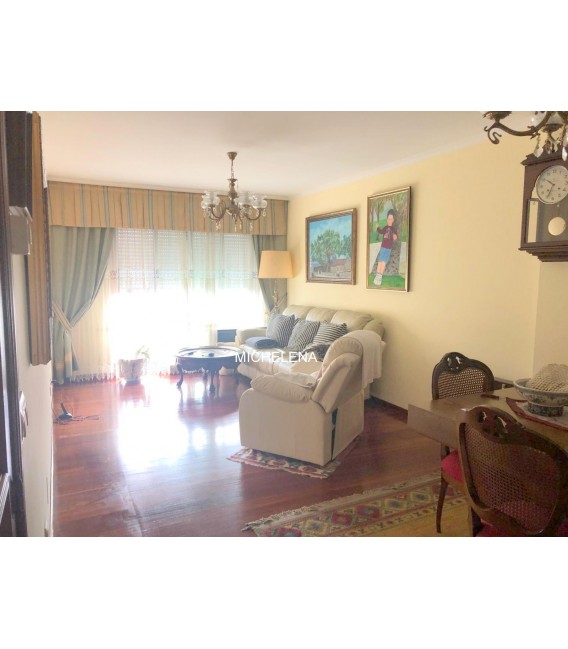 VENTA PISO AVDA DE VIGO PONTEVEDRA