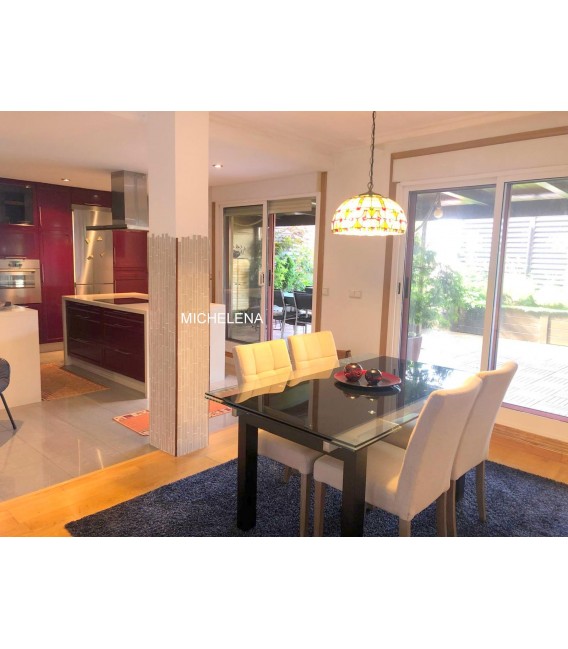 VENTA DE FANTÁSTICO PISO CON MAGNÍFICA TERRAZA EN PONTEVEDRA