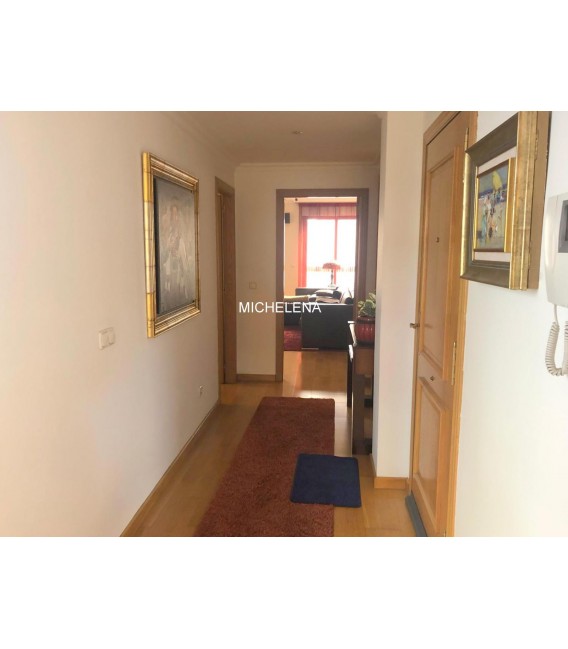 VENTA DE FANTÁSTICO PISO CON MAGNÍFICA TERRAZA EN PONTEVEDRA