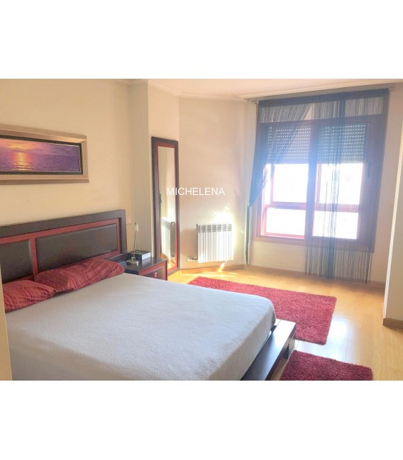 VENTA DE FANTÁSTICO PISO CON MAGNÍFICA TERRAZA EN PONTEVEDRA
