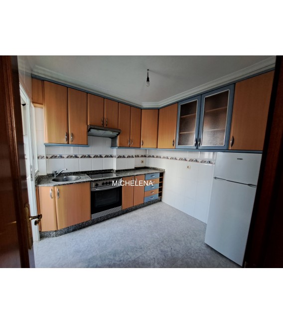 VENTA PISO EN LÉREZ PONTEVEDRA