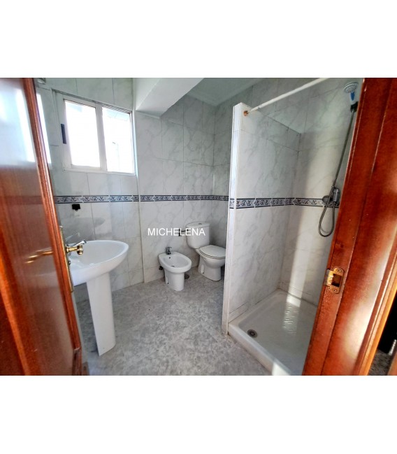 VENTA PISO EN LÉREZ PONTEVEDRA