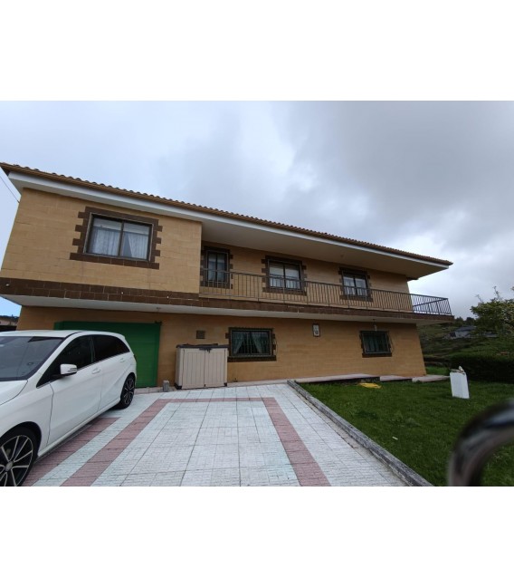 VENTA CASA A LAMA PONTEVEDRA