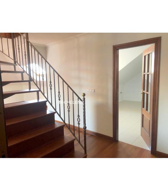 VENTA Y ALQUILER DÚPLEX ZONA MONUMENTAL PONTEVEDRA