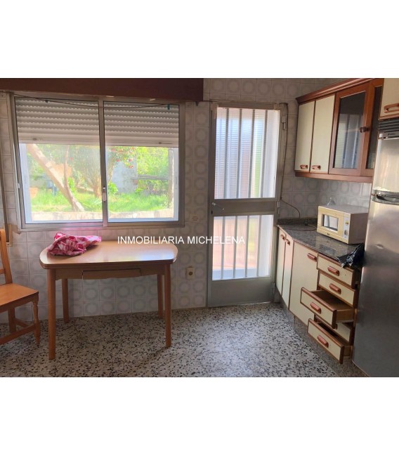 VENTA CASA ZONA LÉREZ PONTEVEDRA