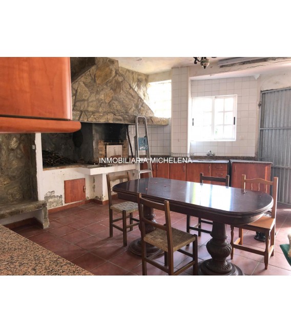 VENTA CASA ZONA LÉREZ PONTEVEDRA