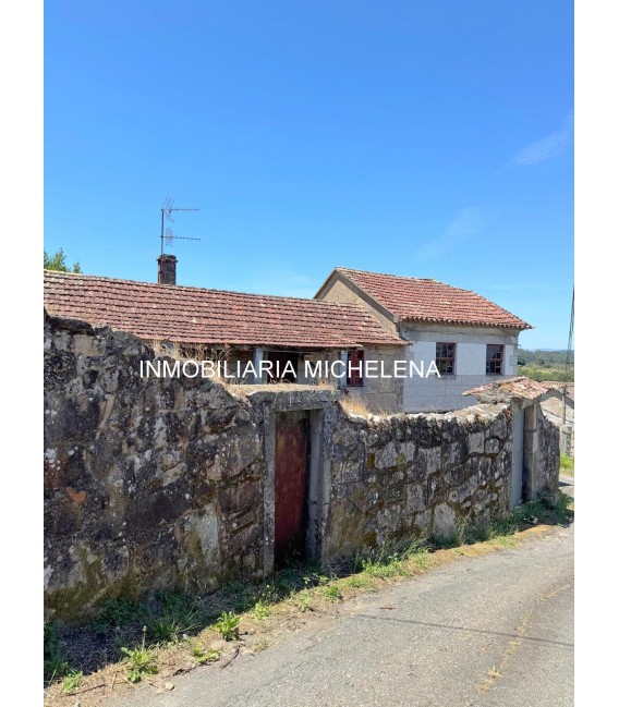 CASA EN VENTA PARA REFORMAR EN MEIS PONTEVEDRA