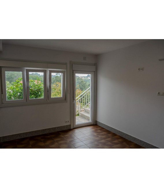 CASA CON TERRENO A CARDIÑA VILABOA