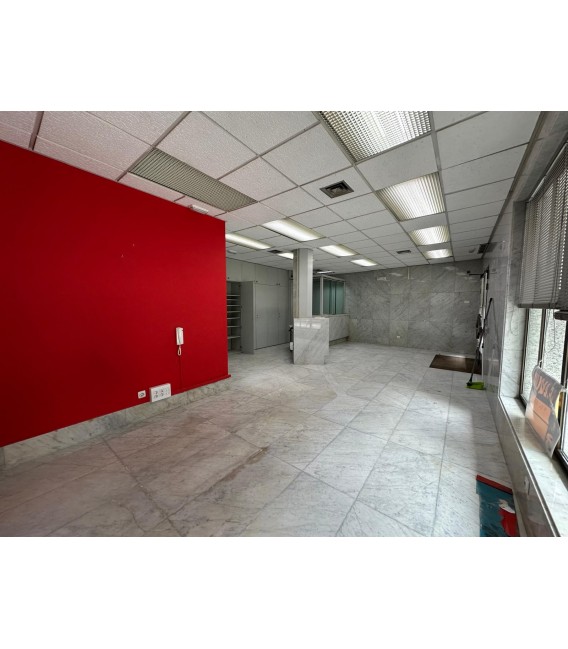BAJO COMERCIAL O BURGO LEREZ
