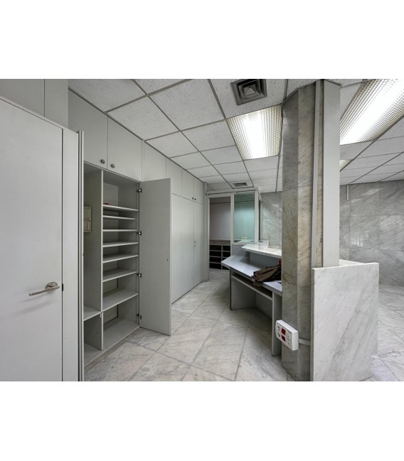 BAJO COMERCIAL O BURGO LEREZ