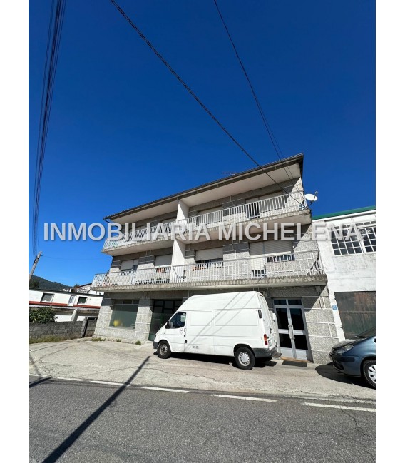 EDIFICIO EN VENTA ZONA PAREDES VILABOA PONTEVEDRA