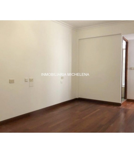 VENTA PISO ZONA AYUNTAMIENTO PONTEVEDRA